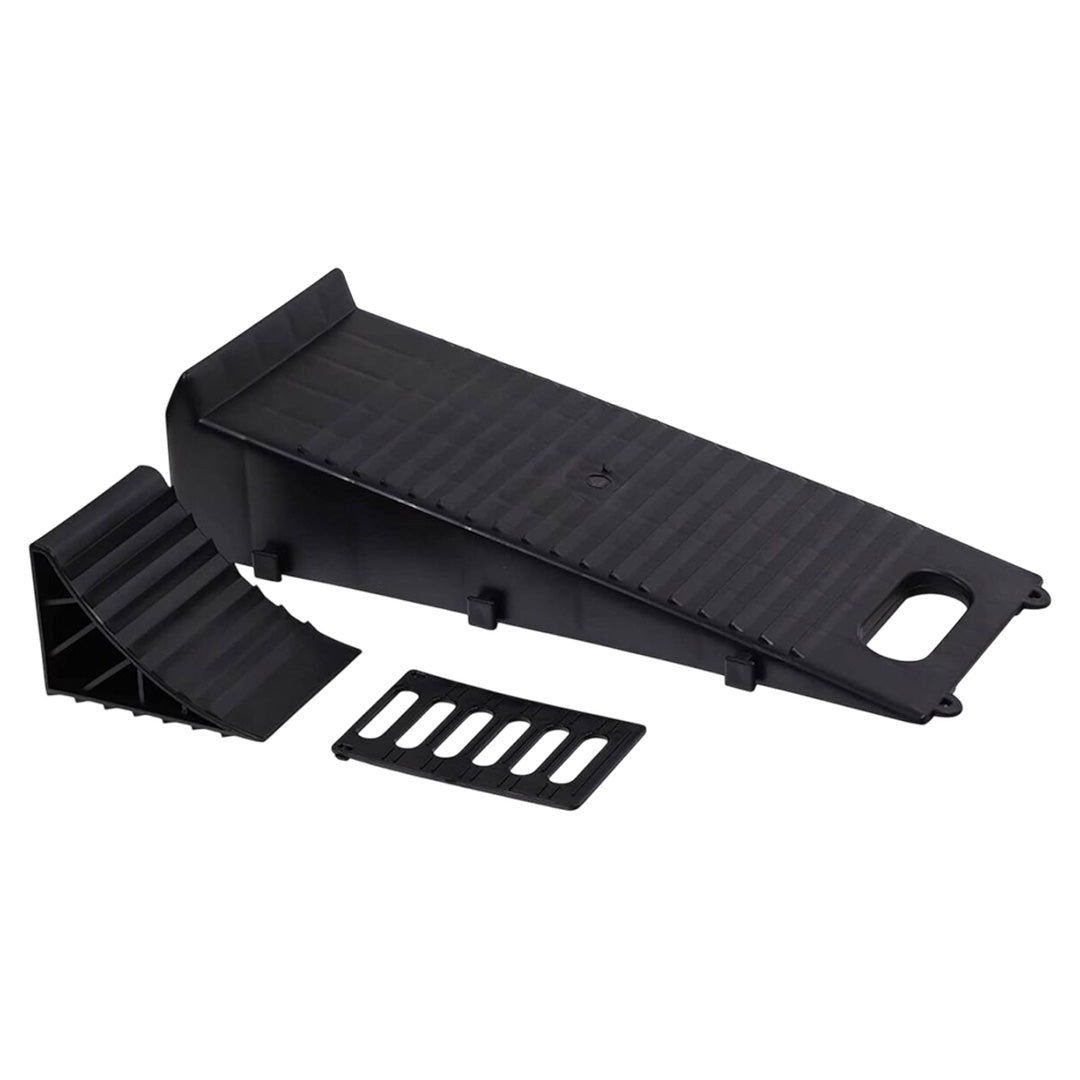 Streetwize caravan and motorhome wheel leveller ramp with chock for stable parking