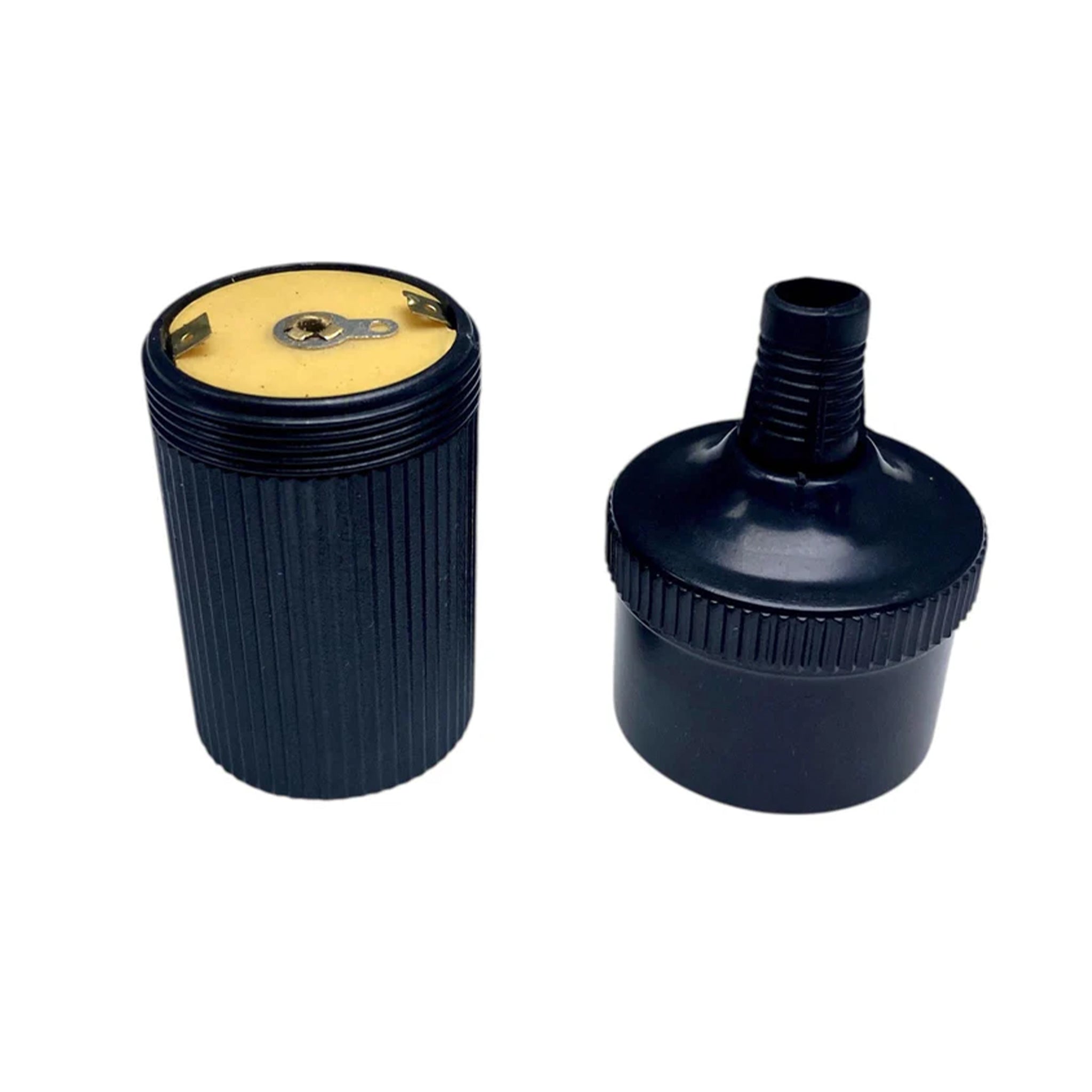 W4 inline 12v plug suitable for powering pumps lights chargers and other low voltage accessories